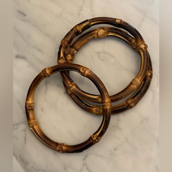 {SOLD} - Picture 2 of 4